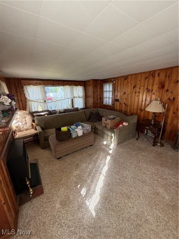 1945 Norwood Street NW, Warren, OH 44485