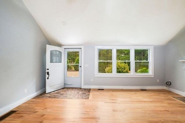 620 Boxberry Hill Road, Falmouth, MA 02536