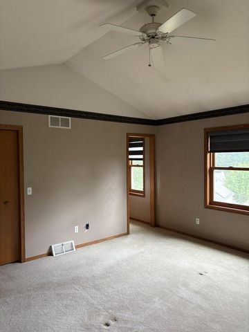 29 Westend Circle, Madison, WI 53704