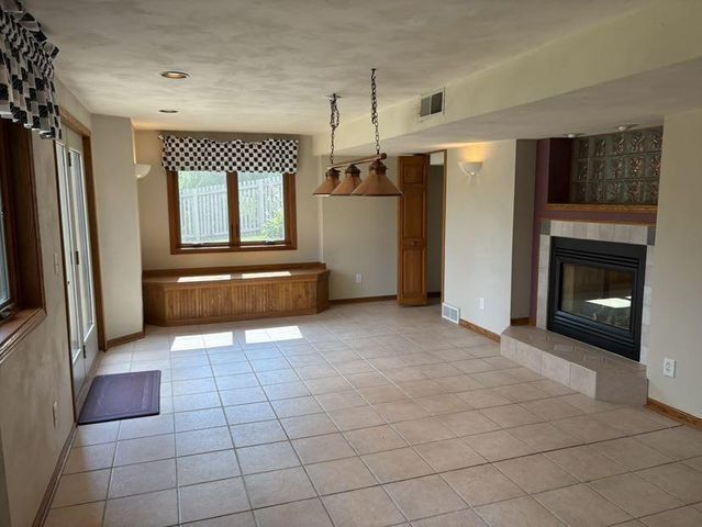 29 Westend Circle, Madison, WI 53704