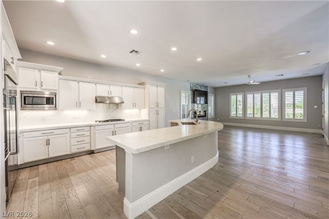2068 Orchard Mist Street, Las Vegas, NV 89135