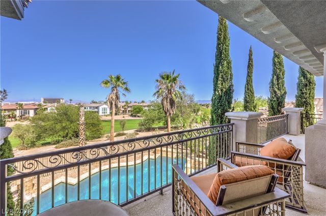 2068 Orchard Mist Street, Las Vegas, NV 89135