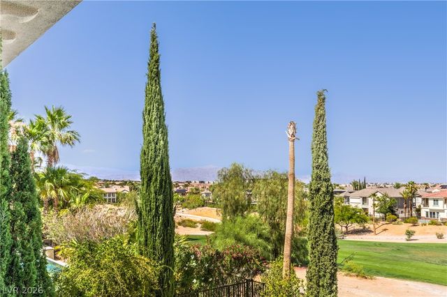 2068 Orchard Mist Street, Las Vegas, NV 89135