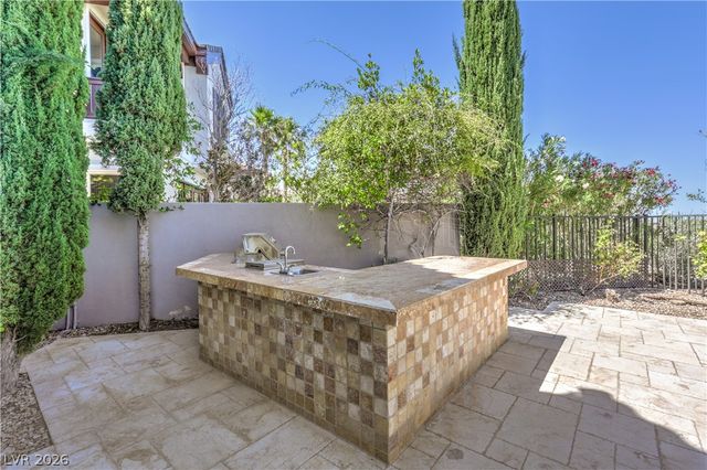 2068 Orchard Mist Street, Las Vegas, NV 89135