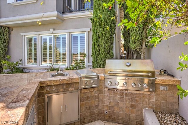 2068 Orchard Mist Street, Las Vegas, NV 89135