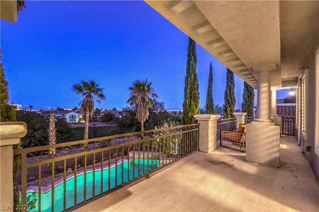 2068 Orchard Mist Street, Las Vegas, NV 89135