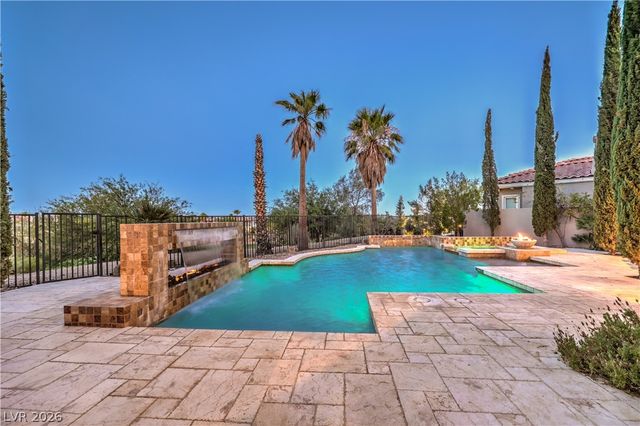2068 Orchard Mist Street, Las Vegas, NV 89135
