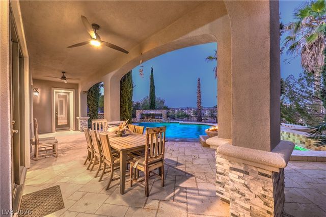 2068 Orchard Mist Street, Las Vegas, NV 89135