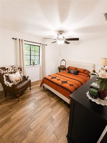 7674 Dallas St, Corpus Christi, TX 78413