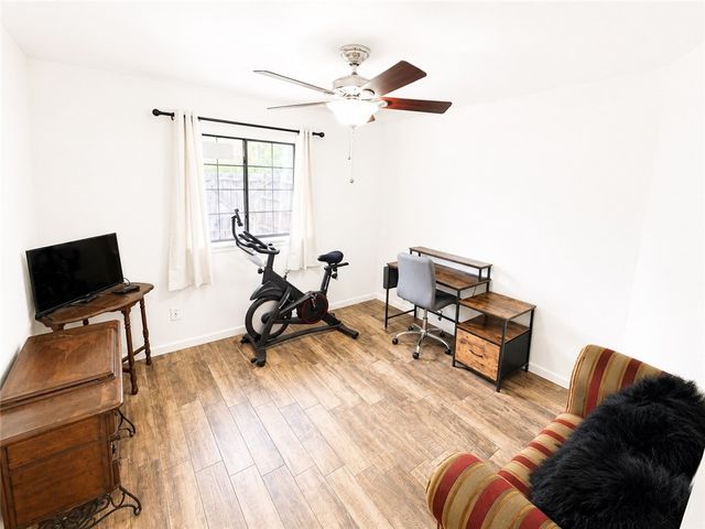 7674 Dallas St, Corpus Christi, TX 78413