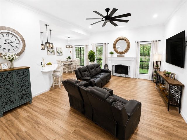 7674 Dallas St, Corpus Christi, TX 78413