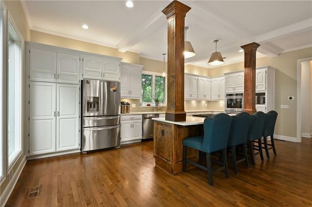 14517 W 49th Street, Shawnee, KS 66216