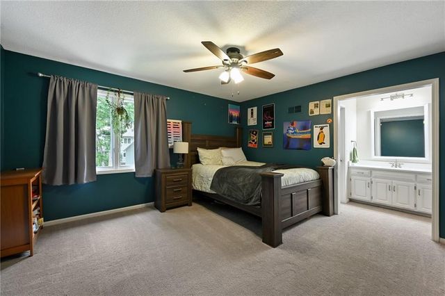 14517 W 49th Street, Shawnee, KS 66216