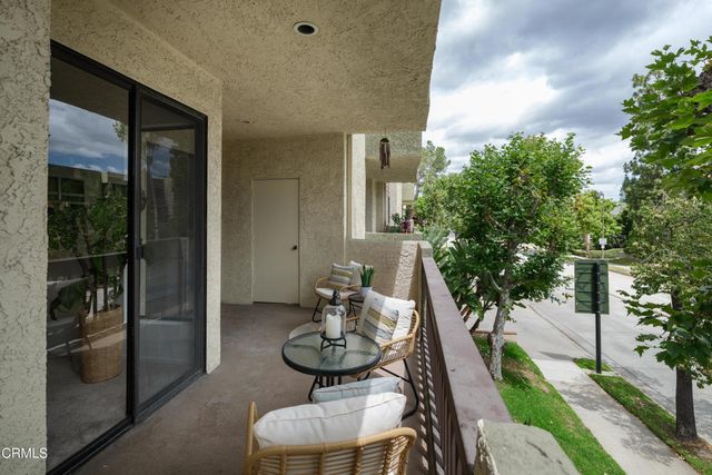 497 E California Boulevard 203, Pasadena, CA 91106