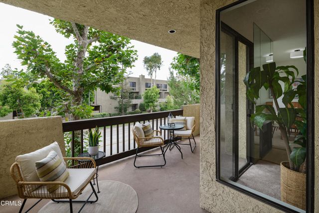 497 E California Boulevard 203, Pasadena, CA 91106