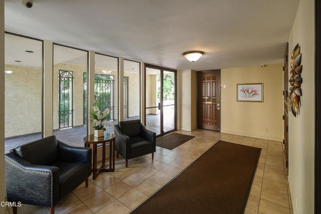 497 E California Boulevard 203, Pasadena, CA 91106