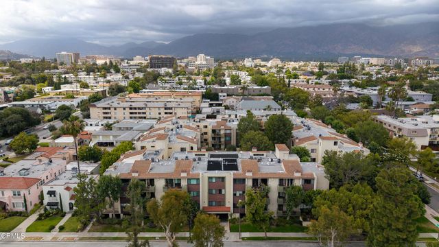497 E California Boulevard 203, Pasadena, CA 91106