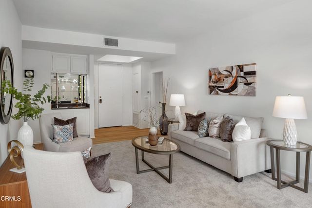 497 E California Boulevard 203, Pasadena, CA 91106