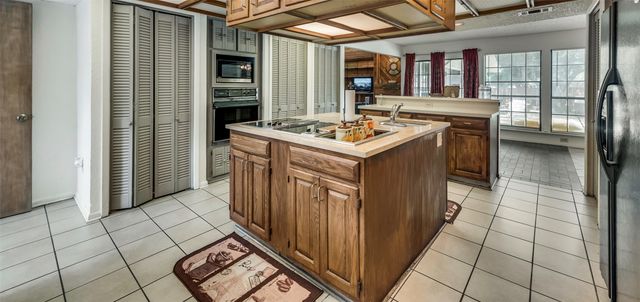 301 Centennial Boulevard, Richardson, TX 75081