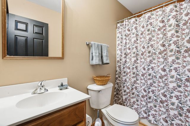 680 Lakeside Dr, Smithville, TN 37166