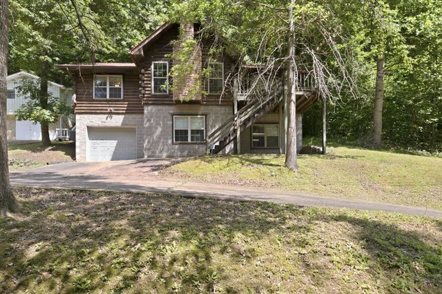 680 Lakeside Dr, Smithville, TN 37166