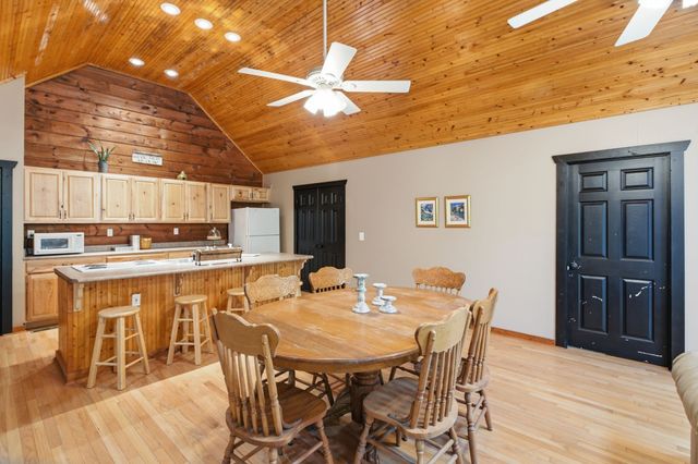 680 Lakeside Dr, Smithville, TN 37166