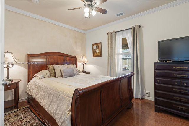 800 NE 6th St 1, Fort Lauderdale, FL 33304