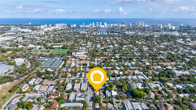 800 NE 6th St 1, Fort Lauderdale, FL 33304