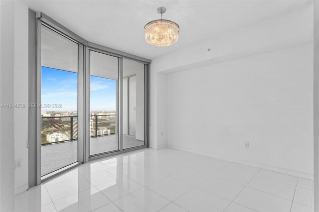 851 NE 1st Ave 3010, Miami, FL 33132