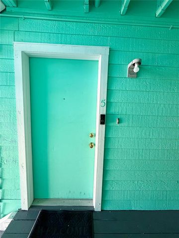 3002 W CLEVELAND STREET B5, Tampa, FL 33609