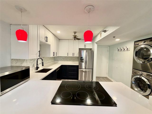 3002 W CLEVELAND STREET B5, Tampa, FL 33609