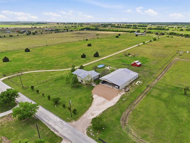 10208 County Road 418, Grandview, TX 76050