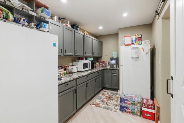 10208 County Road 418, Grandview, TX 76050