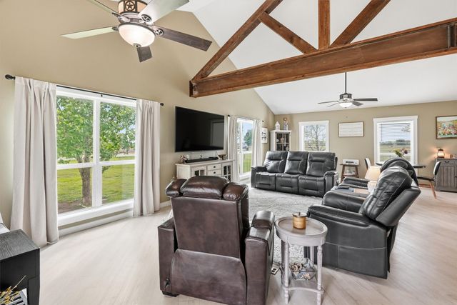10208 County Road 418, Grandview, TX 76050