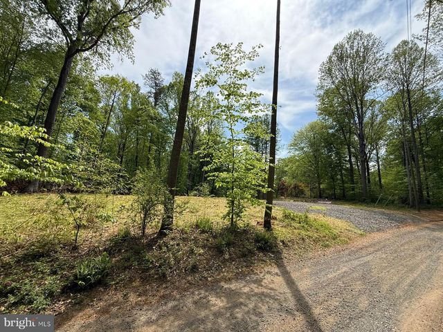 11837 LESTER RD, Manassas, VA 20112