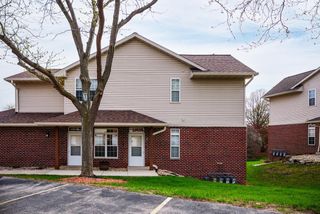 7883 Scepter DRIVE #8, Franklin, WI 53132
