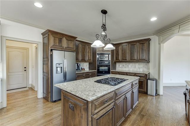 704 Old Cumming Road, Sugar Hill, GA 30518