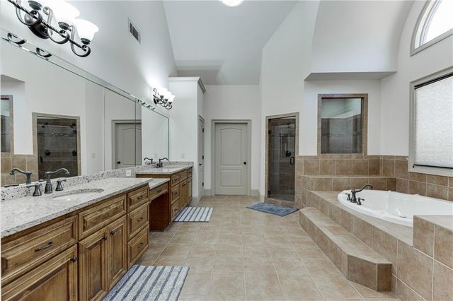 704 Old Cumming Road, Sugar Hill, GA 30518