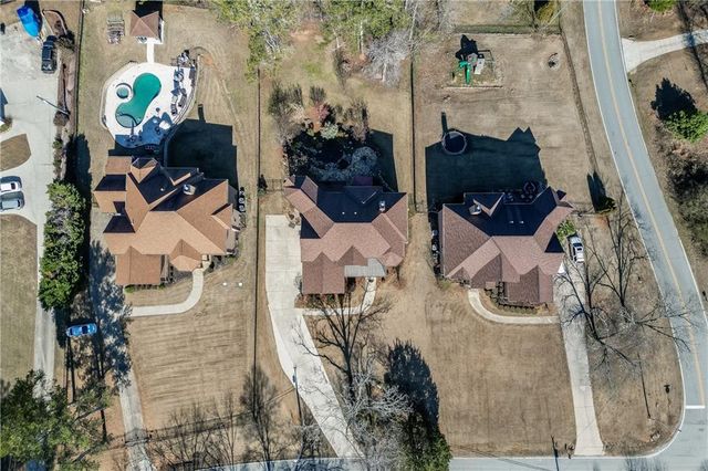 704 Old Cumming Road, Sugar Hill, GA 30518