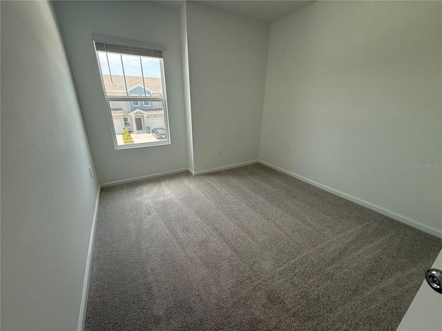 2563 SKYLINE LOOP, Kissimmee, FL 34758