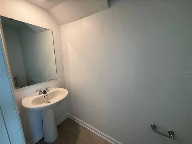 2563 SKYLINE LOOP, Kissimmee, FL 34758