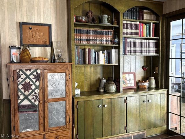 383 Edgewood Court, Columbiana, OH 44408