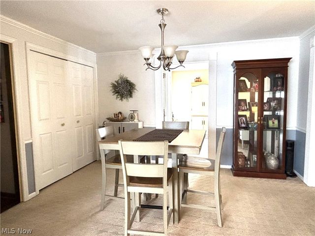 383 Edgewood Court, Columbiana, OH 44408