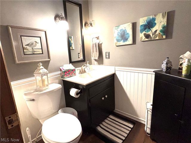 383 Edgewood Court, Columbiana, OH 44408