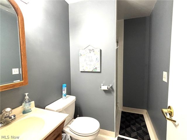 383 Edgewood Court, Columbiana, OH 44408