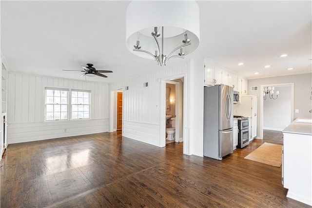 8302 CHEROKEE Lane, Leawood, KS 66206