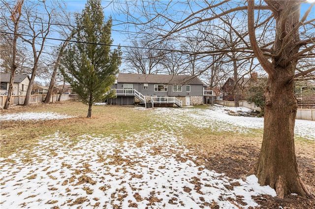 8302 CHEROKEE Lane, Leawood, KS 66206