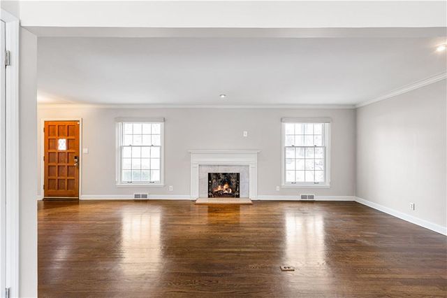 8302 CHEROKEE Lane, Leawood, KS 66206