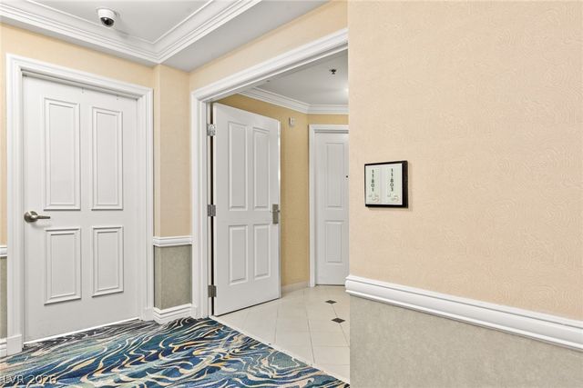 125 East Harmon Avenue 1103, Las Vegas, NV 89109