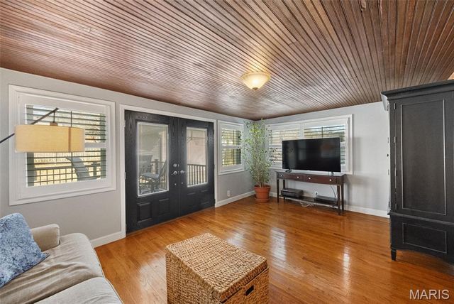 7809 Kenridge Lane, St Louis, MO 63119